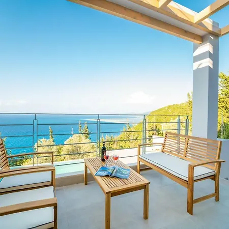 别墅 Ionion Theasis Dioni Tsoukaládhes