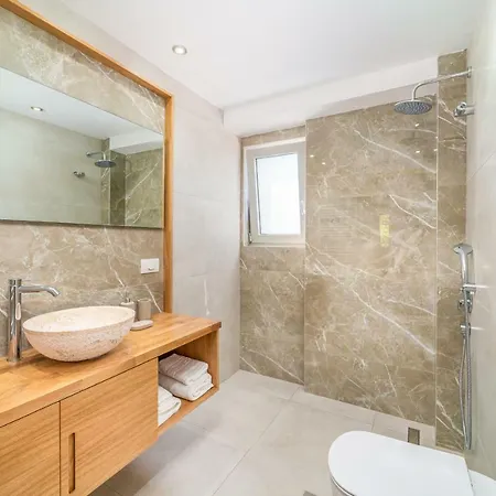 ヴィラ Ionion Theasis Dioni Tsoukaládhes